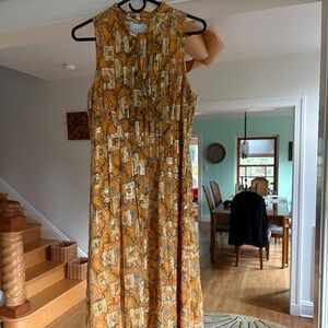 HD Designs Vintage Gold Thread Sleeveless Dress in Medium
